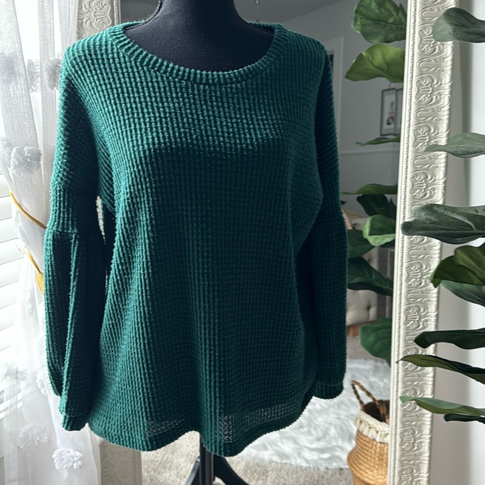 Women’s sweater top